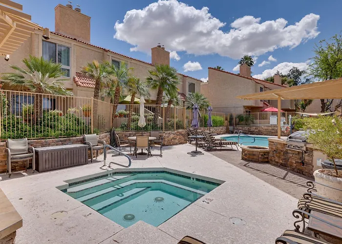 Holiday home Golf Views & Pool Access: *